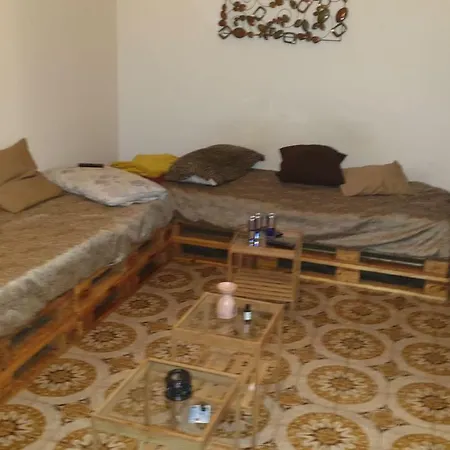 Guest house Dali House *